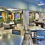 Embassy Suites By Hilton Denver Central Park 